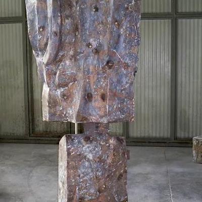 Monumento in bronzo fuso a cera persa dalla fonderia artistica Salvadori Arte a Pistoia
